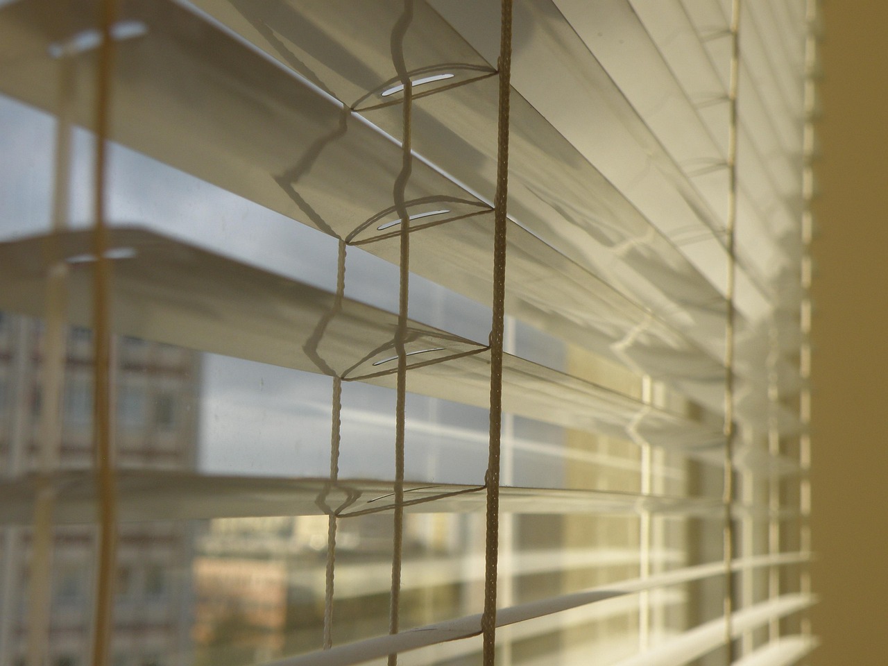 Sensores automáticos para cortinas inteligentes